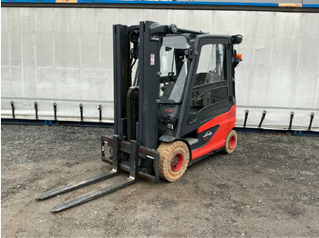 Forklift LINDE E25