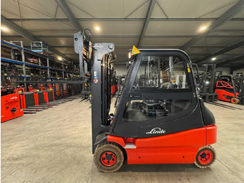 Forklift LINDE E25