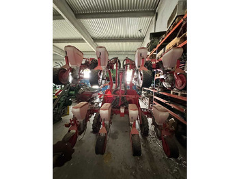 Peralatan menabur GASPARDO MASCCHIO SI12 File: gambar 4 Peralatan menabur GASPARDO MASCCHIO SI12 File: gambar 4