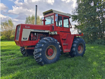 Traktor INTERNATIONAL