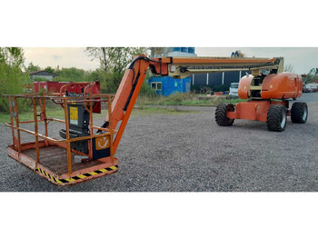 Platform pengangkat JLG
