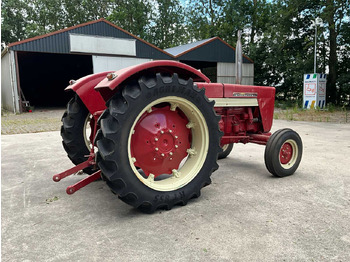 Traktor Mc cormick international 624: gambar 3