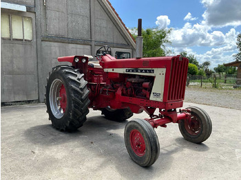 Traktor Mc cormick international F 806 D: gambar 2
