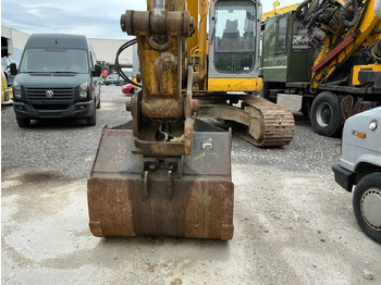 Ekskavator perayap New Holland E235BSR-2: gambar 4
