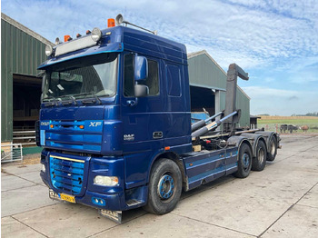 Truk DAF XF 105 460