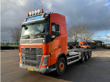 Truk VOLVO FH