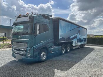Truk VOLVO FH16