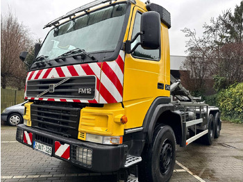 Truk VOLVO FM12