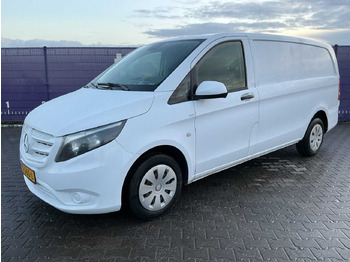 Van pengiriman MERCEDES-BENZ Vito 111