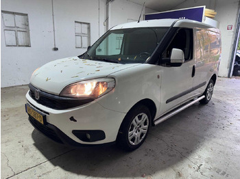 Van pengiriman FIAT Doblo Cargo