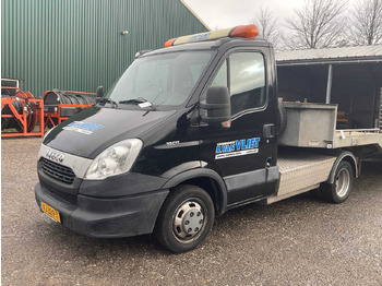 Van pengiriman IVECO Daily 35C17