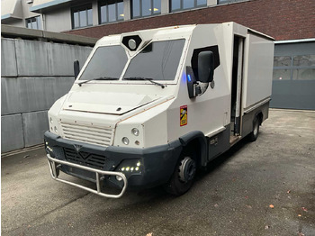Van pengiriman IVECO Daily