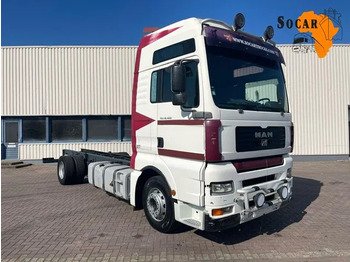 Truk sasis MAN TGA 18.460