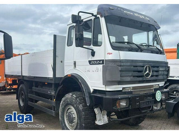 Truk flatbed MERCEDES-BENZ