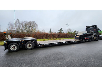 Semi-trailer pengangkut mobil