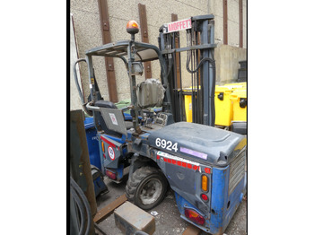 Forklift yang dipasang di truk REF:6924 - Chariot élévateur Moffet M4 25.3: gambar 3