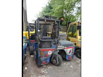 Forklift yang dipasang di truk REF:6925 - Chariot élévateur Moffet M4 25.3: gambar 3