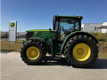 Traktor JOHN DEERE 6215R