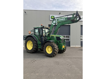 Traktor John Deere 6215R: gambar 2