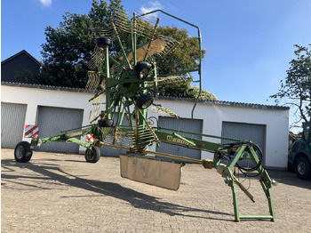 Tedder/ Menyapu KRONE Swadro