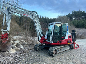 Ekskavator mini TAKEUCHI