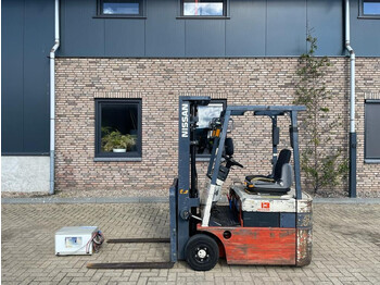 Forklift listrik NISSAN