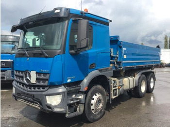 Truk jungkit MERCEDES-BENZ Arocs 2643