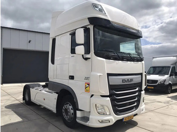 Tractor head DAF XF 460
