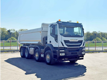 Truk jungkit IVECO Stralis 460
