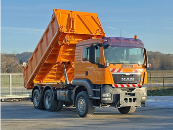 Truk jungkit MAN TGS 26.440