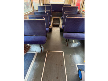 Bus tingkat 1983 MCW Metrobus double decker static bus: gambar 4