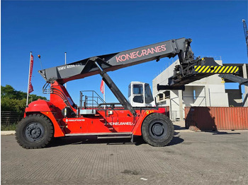Penumpuk jangkauan KONECRANES