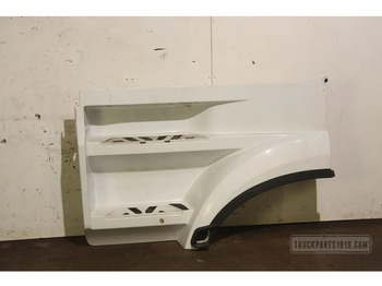 Langkah kaki MERCEDES-BENZ