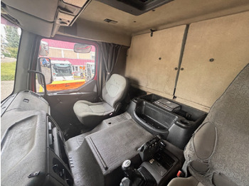 Truk jungkit RENAULT Kerax 420DCI 4x4: gambar 5