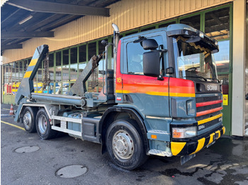 Truk skip loader SCANIA P124