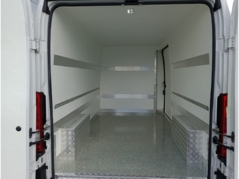 Van berpendingin FIAT Ducato