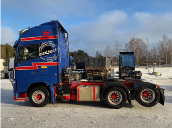 Tractor head Volvo FH750: gambar 5 Tractor head Volvo FH750: gambar 5