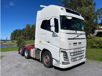 Tractor head VOLVO FH16 600