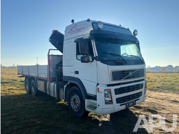 Truk flatbed, Truk derek Volvo FM12: gambar 3