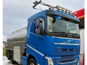 Truk tangki VOLVO FH 420