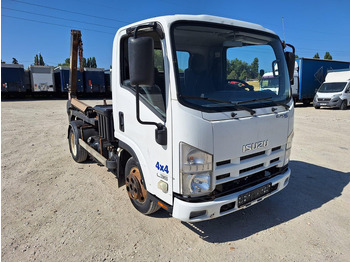 Truk skip loader ISUZU