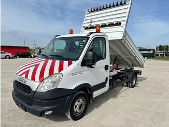 Van jungkit IVECO Daily