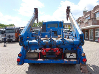 Pengangkut kontainer/ Container truck MAN TGA 26.400 - Skip loader: gambar 5