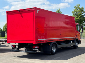 Truk box MAN TGL 12.180 BL Beverage truck: gambar 5 Truk box MAN TGL 12.180 BL Beverage truck: gambar 5