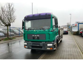 Truk flatbed MAN TGL 8.180
