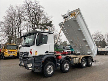Truk jungkit MERCEDES-BENZ Arocs 3743