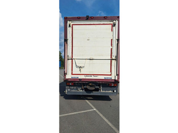 Truk pengangkut hewan Mercedes-Benz Actros 1851: gambar 5 Truk pengangkut hewan Mercedes-Benz Actros 1851: gambar 5