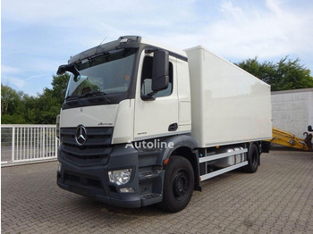 Truk box MERCEDES-BENZ Antos