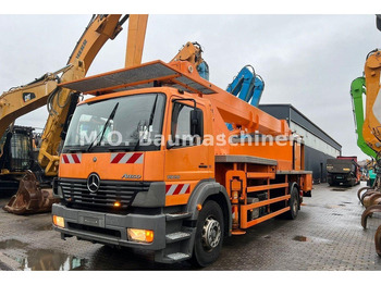 Truk MERCEDES-BENZ Atego