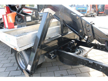 Truk, Truk derek Nissan Cabstar E 120 Sequani Z20 - 20 meter: gambar 5